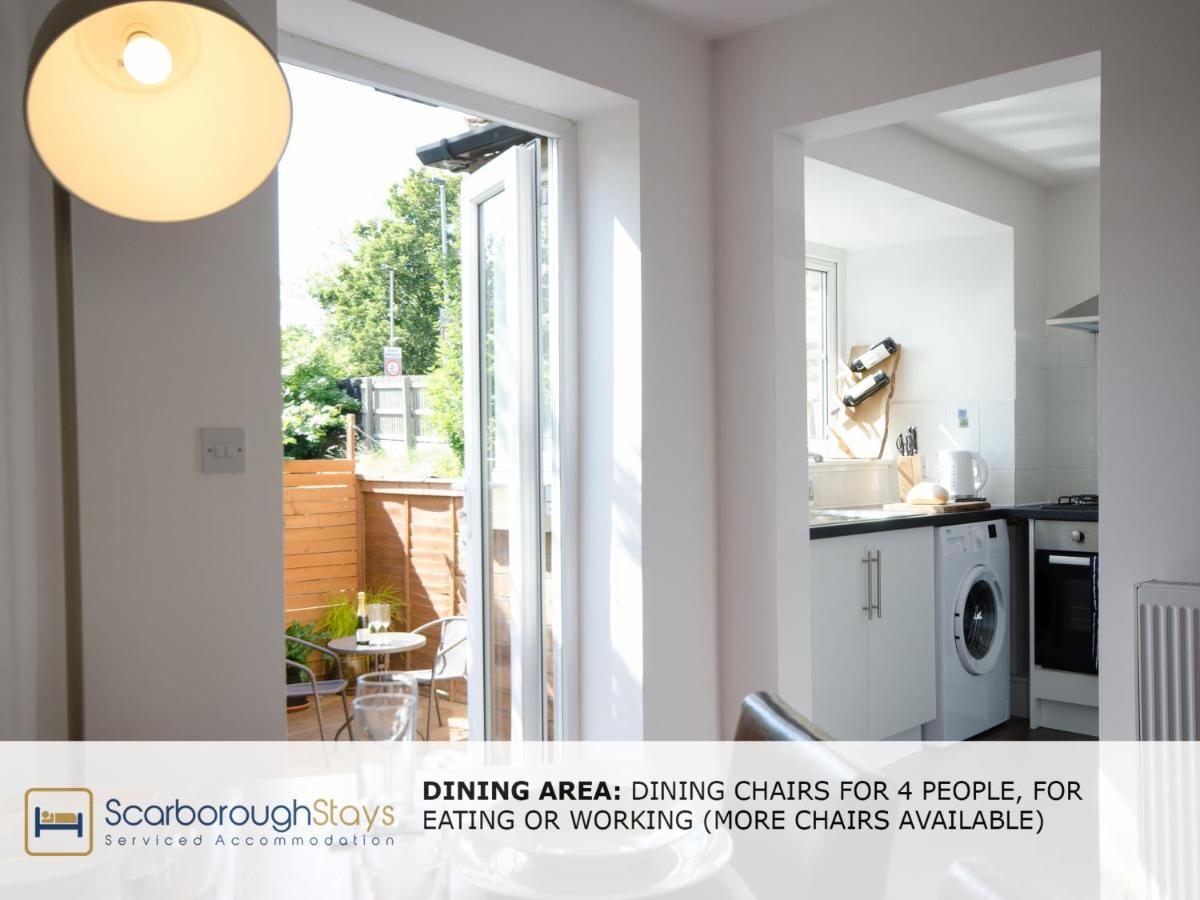 Candler Lodge - 3 Bedroom Townhouse With Parking - Patio Area & Seating Scarborough Exterior photo