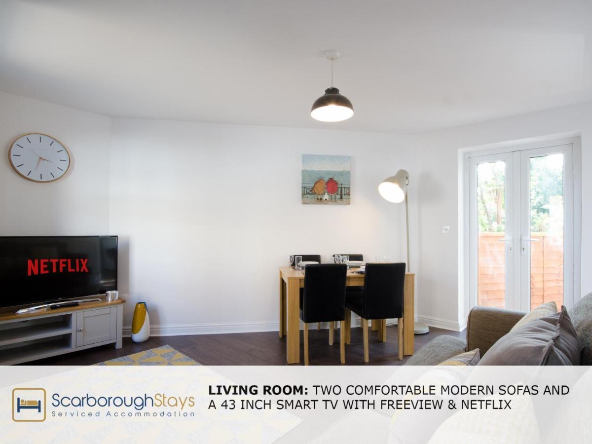 Candler Lodge - 3 Bedroom Townhouse With Parking - Patio Area & Seating Scarborough Exterior photo